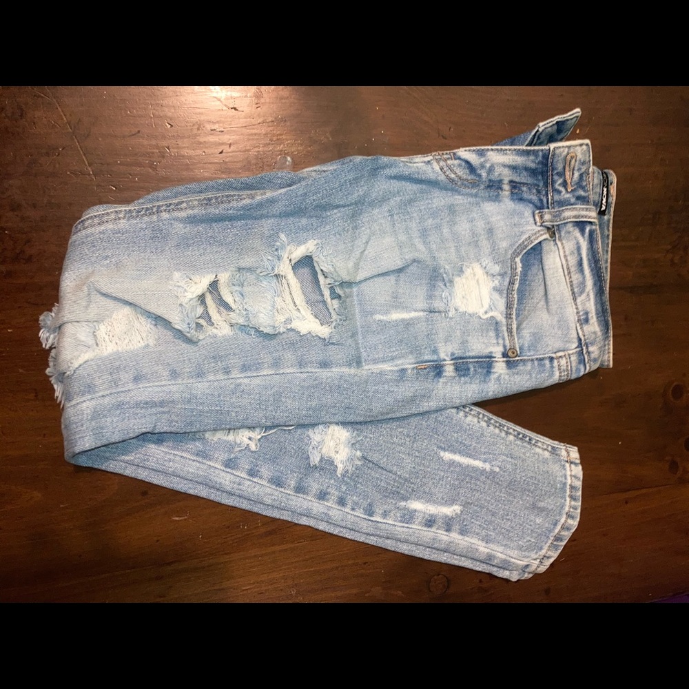 Fashion Nova Lightwash Distressed Skinny Jeans